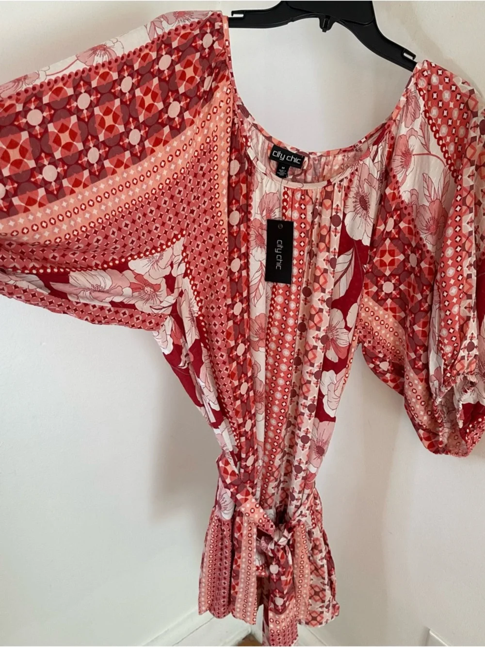 City Chic Patchwork Floral Viscose Cosmo Print Dress, Plus Size, Flowy Mini, New - Picture 6 of 13